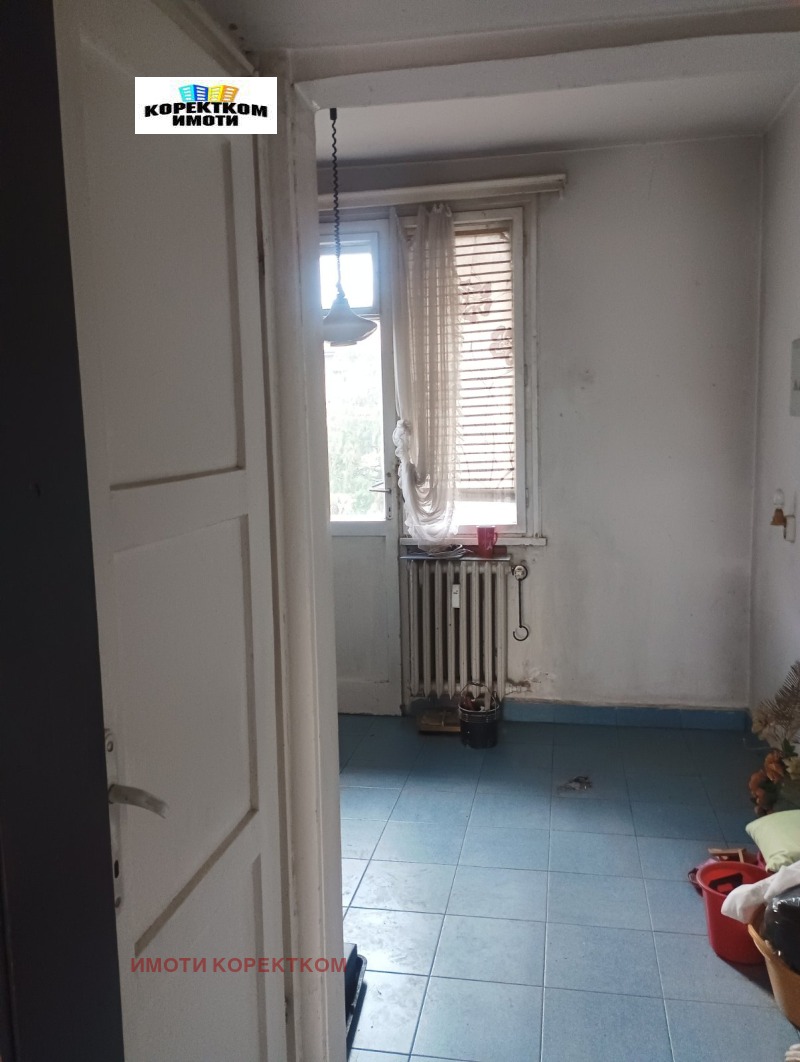 Продава 3-СТАЕН, гр. София, Яворов, снимка 3 - Апартаменти - 51959898