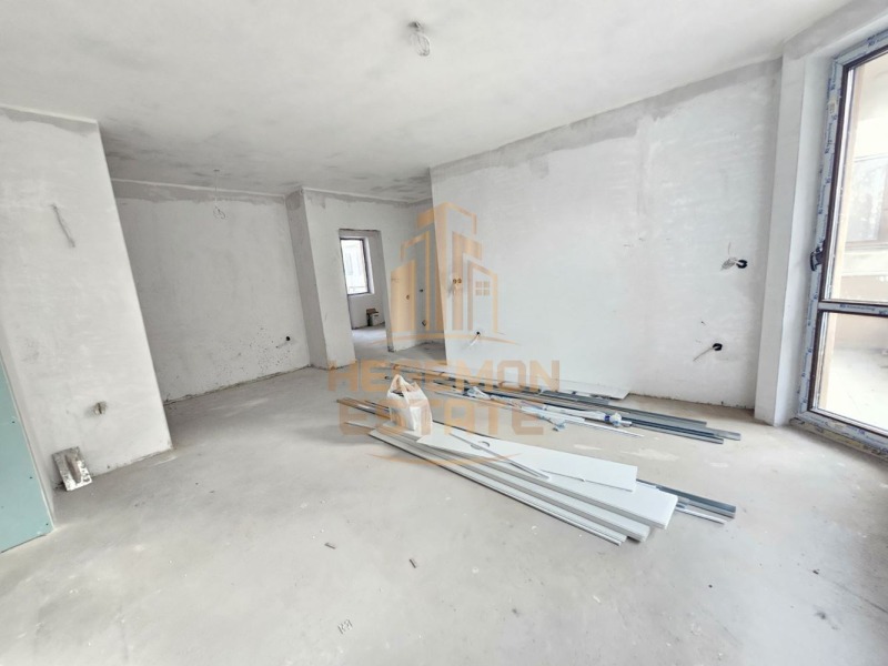 Продава 3-СТАЕН, гр. Варна, Лятно кино Тракия, снимка 2 - Апартаменти - 53004630