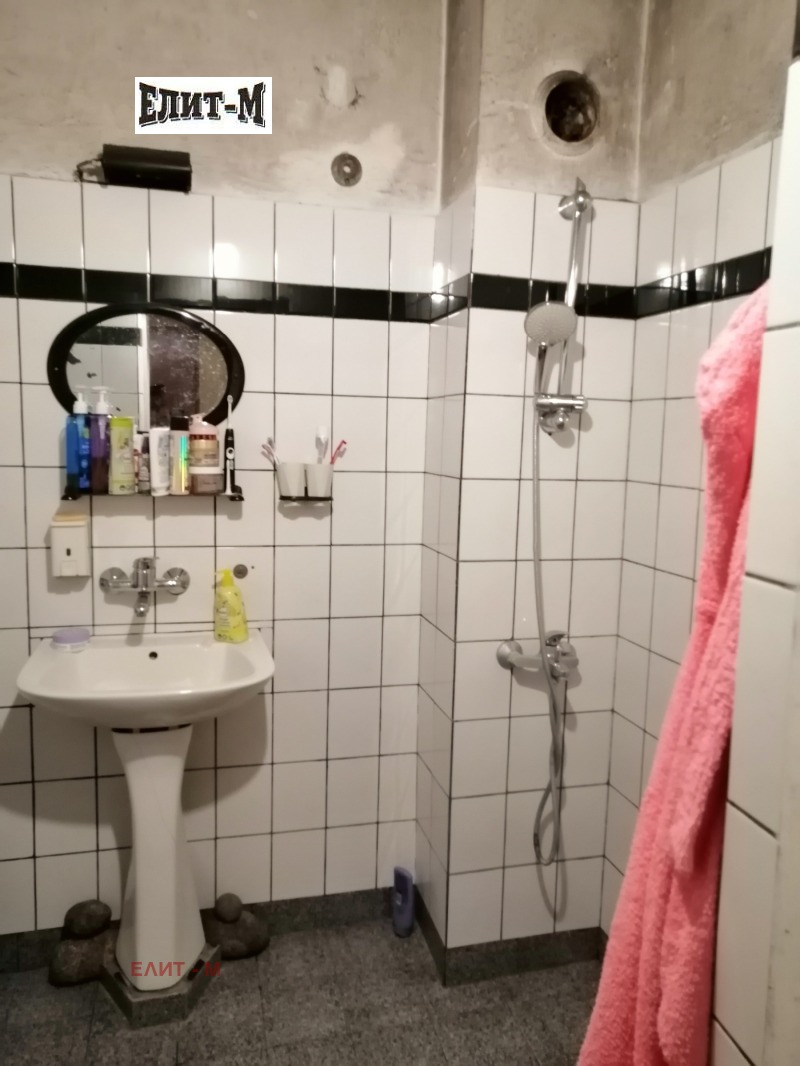 Продава  Етаж от къща град Плевен , Широк център , 115 кв.м | 68229289 - изображение [8]