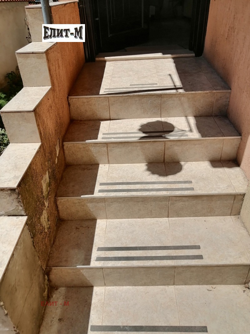 Продава  Етаж от къща град Плевен , Широк център , 115 кв.м | 68229289 - изображение [2]