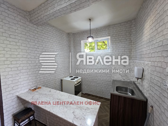 Продава ЕТАЖ ОТ КЪЩА, гр. София, Орландовци, снимка 4 - Етаж от къща - 53587538