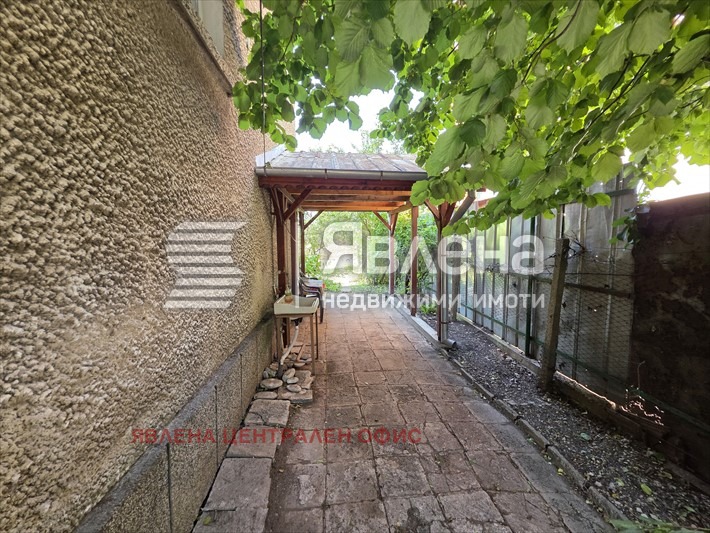 Продава ЕТАЖ ОТ КЪЩА, гр. София, Орландовци, снимка 6 - Етаж от къща - 53587538