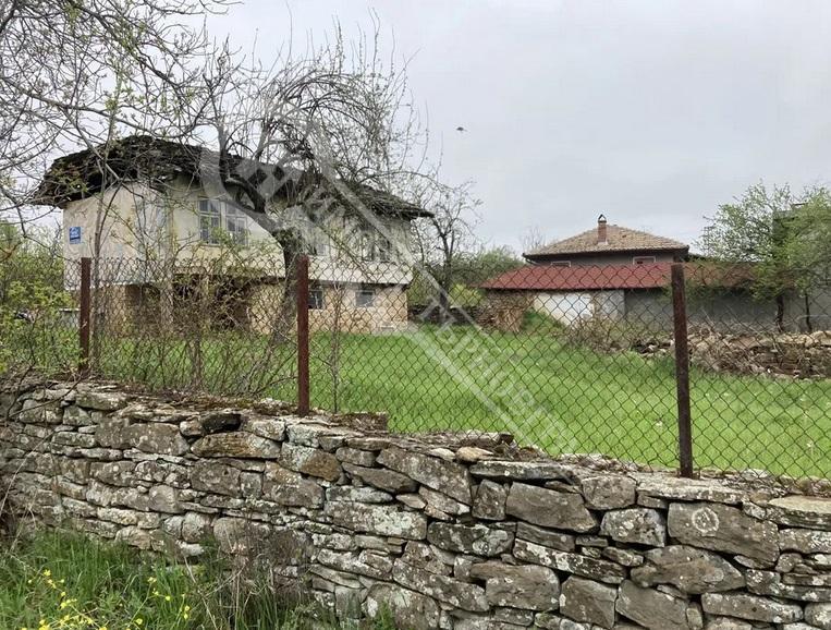 Продава КЪЩА, с. Лесичарка, област Габрово, снимка 5 - Къщи - 55567094