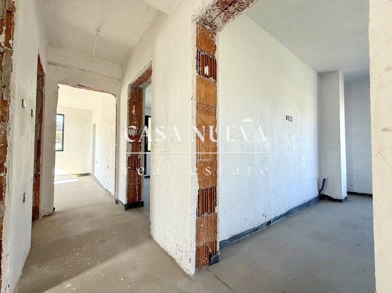 Продава  Къща град Перник , Изток , 478 кв.м | 88052178 - изображение [6]