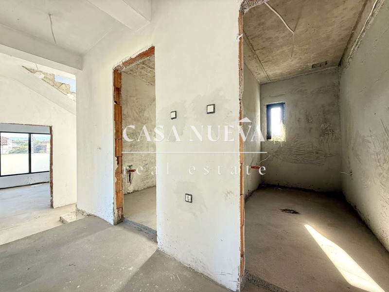 Продава  Къща град Перник , Изток , 478 кв.м | 88052178 - изображение [12]