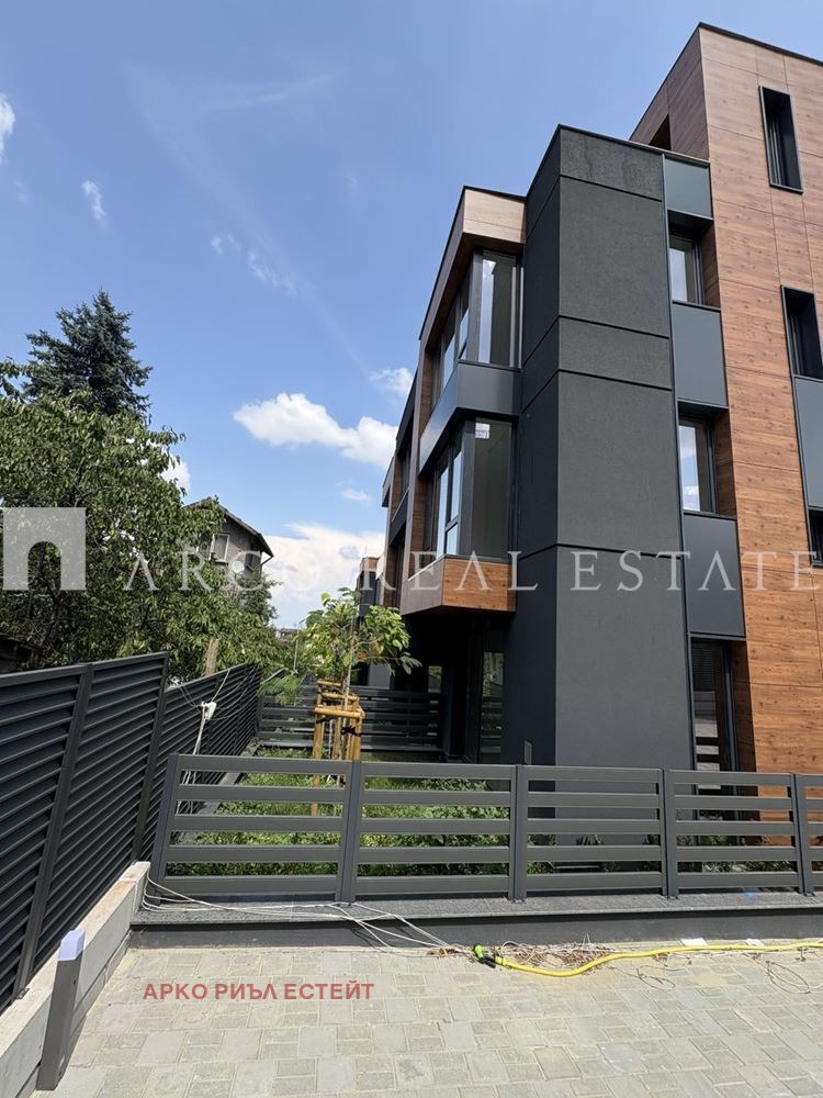 Продава КЪЩА, гр. София, Бояна, снимка 2 - Къщи - 53861544