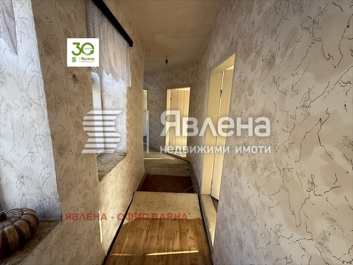 Продава КЪЩА, с. Крумово, област Варна, снимка 3 - Къщи - 55534000