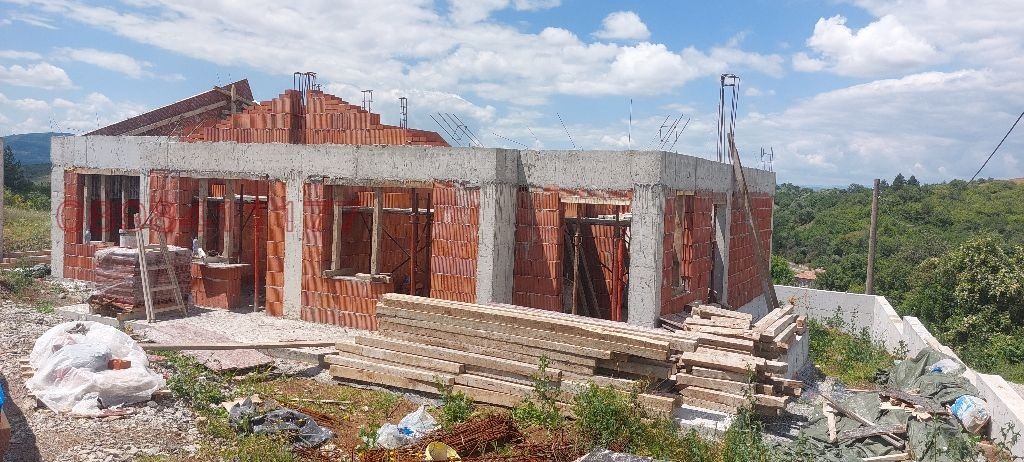 Продава КЪЩА, с. Големо Бучино, област Перник, снимка 6 - Къщи - 55192729