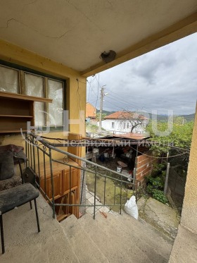Hus Smolsko, region Sofia 8