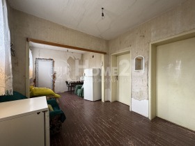 Hus Smolsko, region Sofia 11