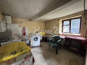 Hus Smolsko, region Sofia 12