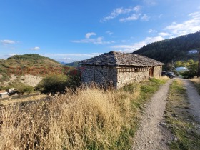 КЪЩА, 60 m2