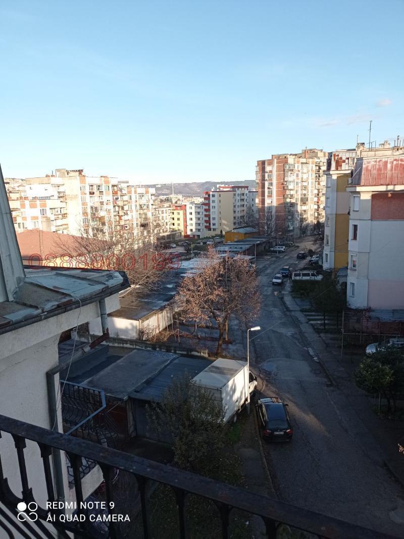 Продава МНОГОСТАЕН, гр. Велико Търново, Бузлуджа, снимка 7 - Апартаменти - 52783377