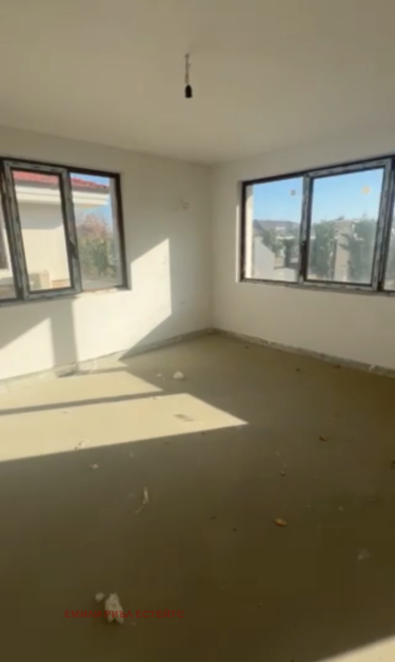 Продава КЪЩА, гр. Хисаря, област Пловдив, снимка 2 - Къщи - 52225652