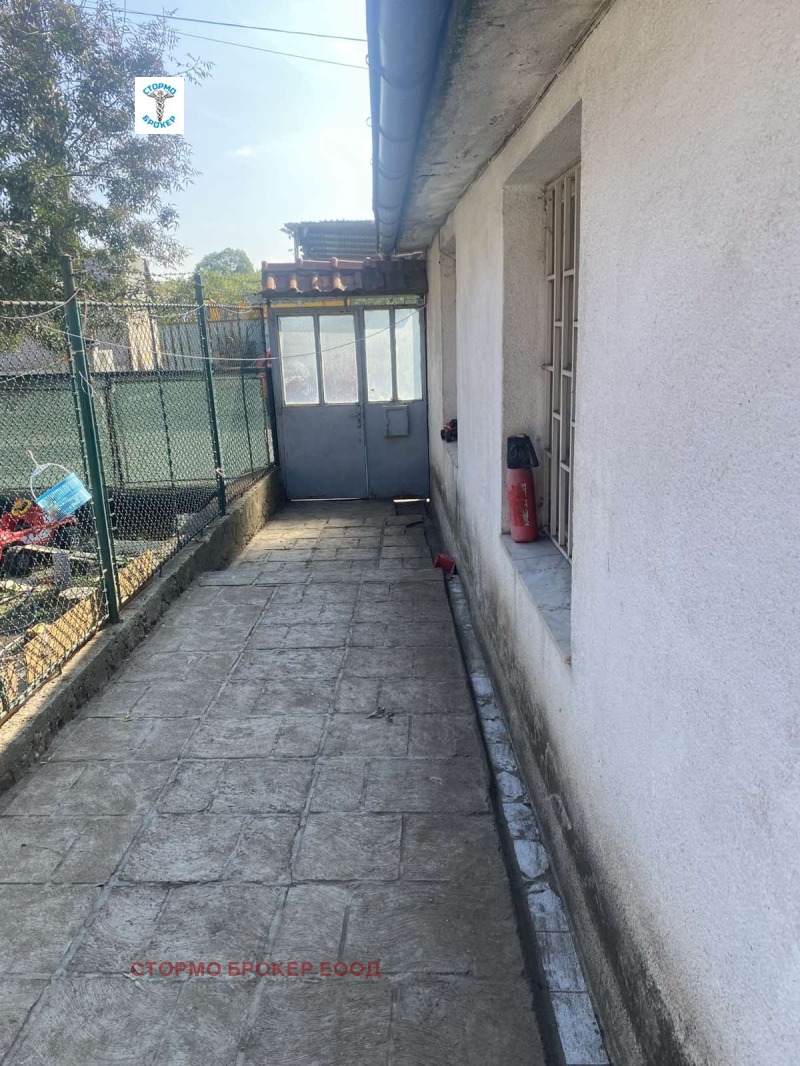 Продава КЪЩА, гр. София, Карпузица, снимка 3 - Къщи - 52694273