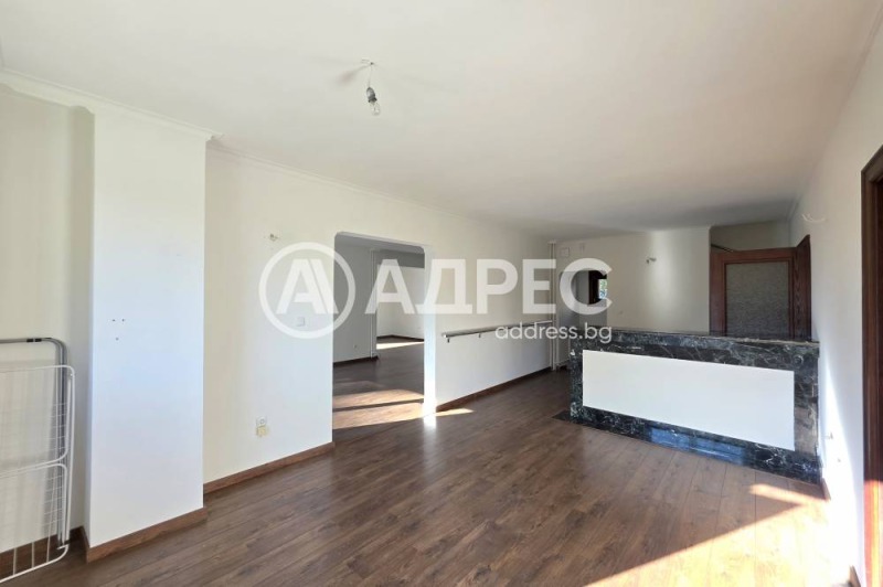 Продава КЪЩА, гр. София, Горна баня, снимка 12 - Къщи - 53172632