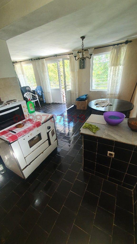 Продава КЪЩА, гр. Трън, област Перник, снимка 11 - Къщи - 55835186