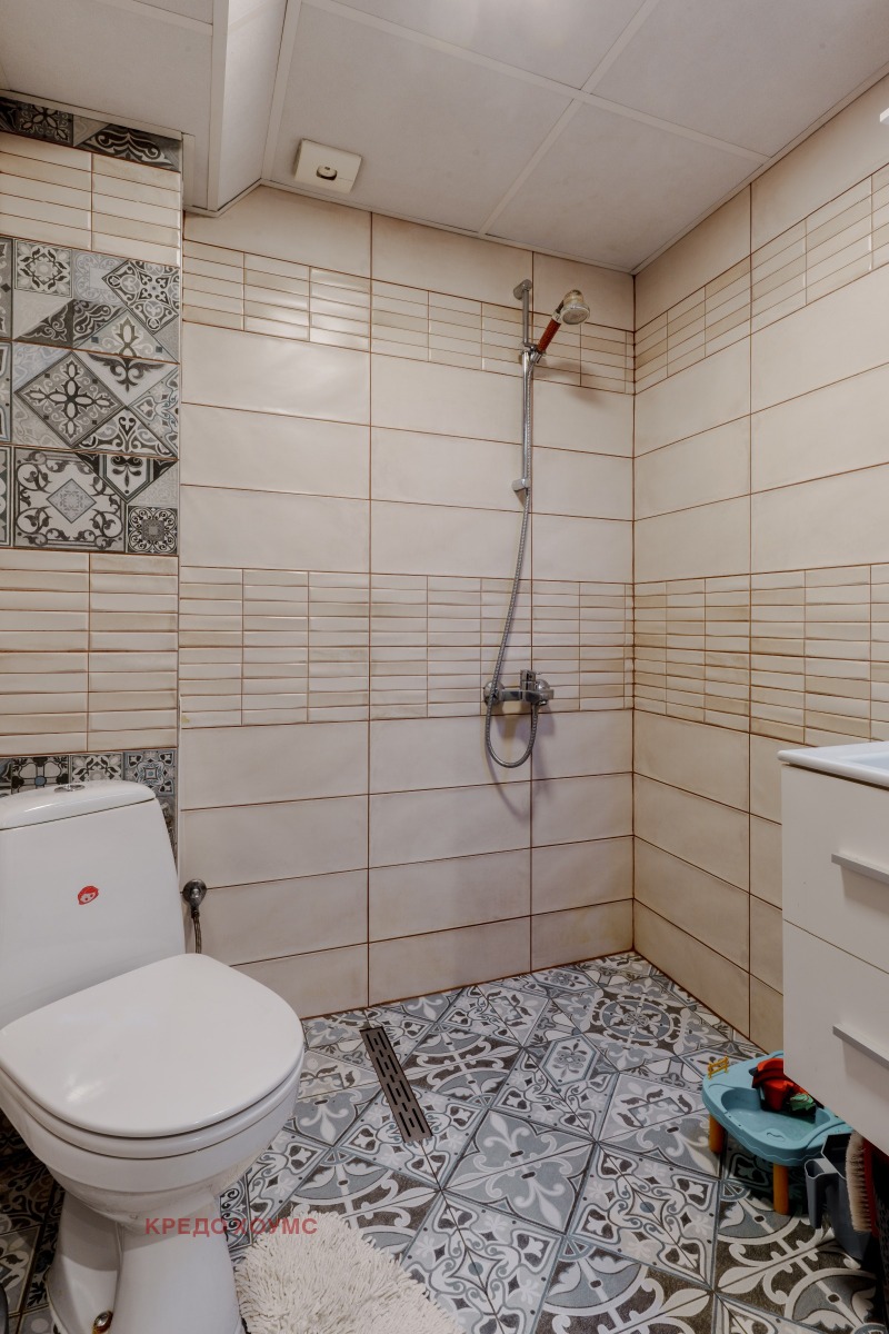 Продава 3-СТАЕН, гр. Велико Търново, Колю Фичето, снимка 13 - Апартаменти - 52557032