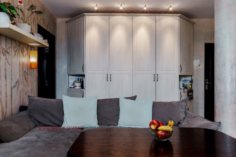 Продава 3-СТАЕН, гр. Велико Търново, Колю Фичето, снимка 5 - Апартаменти - 52557032