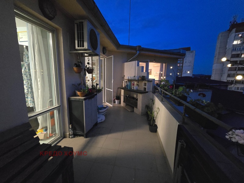 Продава 3-СТАЕН, гр. Велико Търново, Колю Фичето, снимка 14 - Апартаменти - 52557032