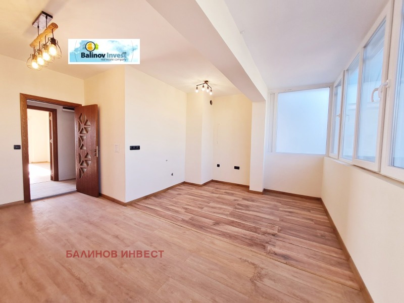 De vânzare  3 dormitoare Varna , Țentâr , 100 mp | 64924256 - imagine [2]