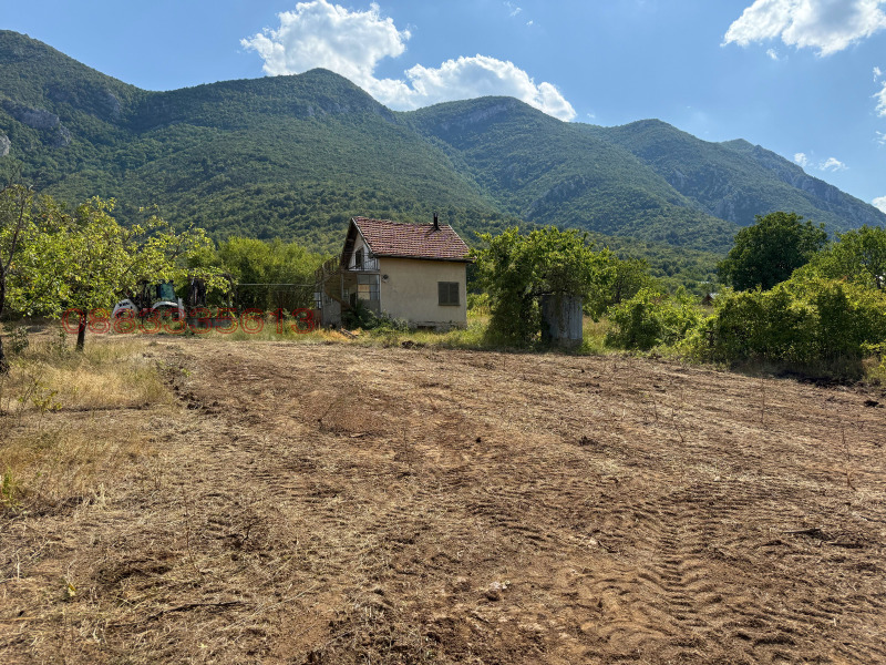 Продава ВИЛА, с. Бели извор, област Враца, снимка 6 - Вили - 52866884