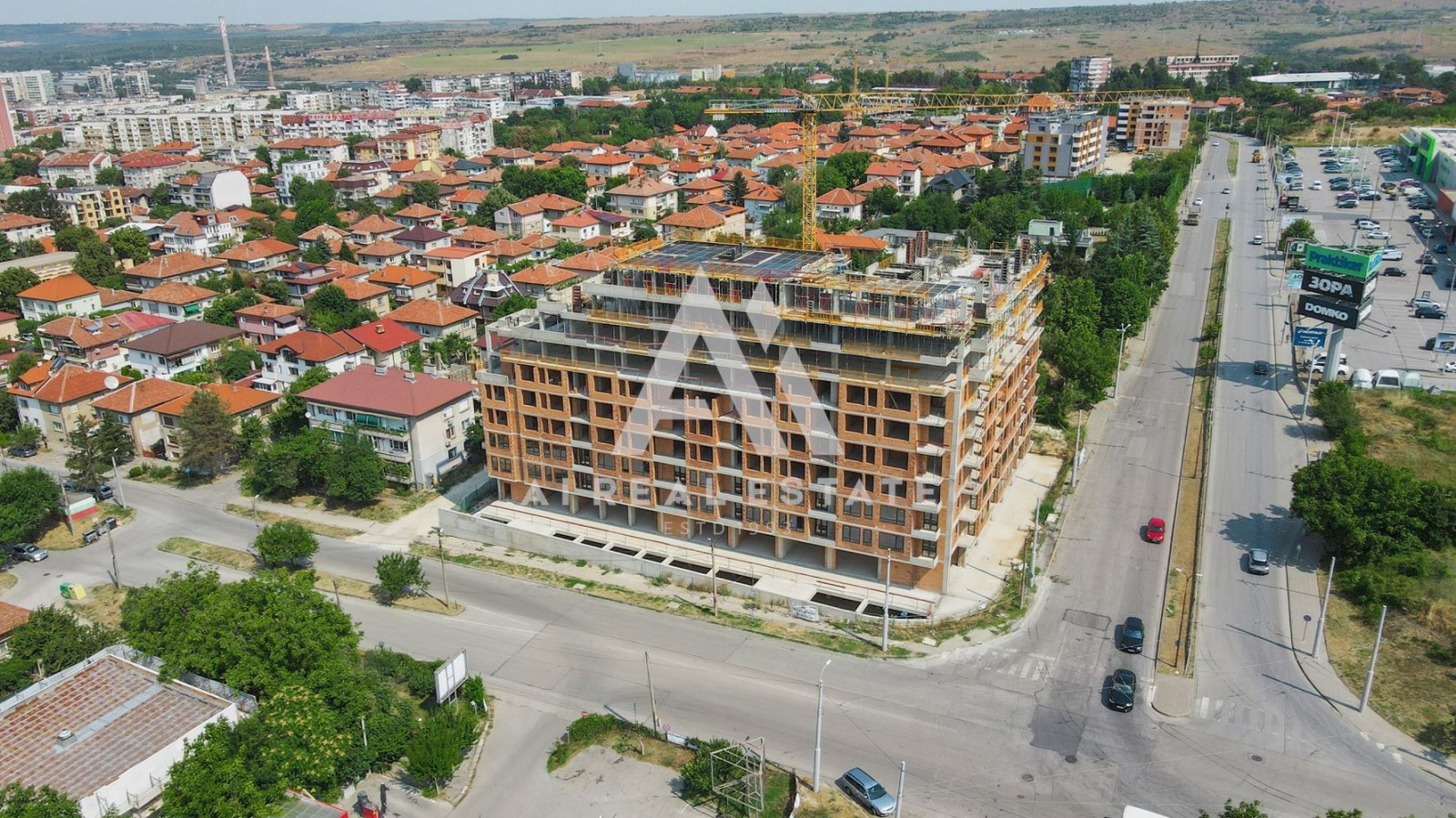 Продава МНОГОСТАЕН, гр. Плевен, Широк център, снимка 3 - Апартаменти - 50223014