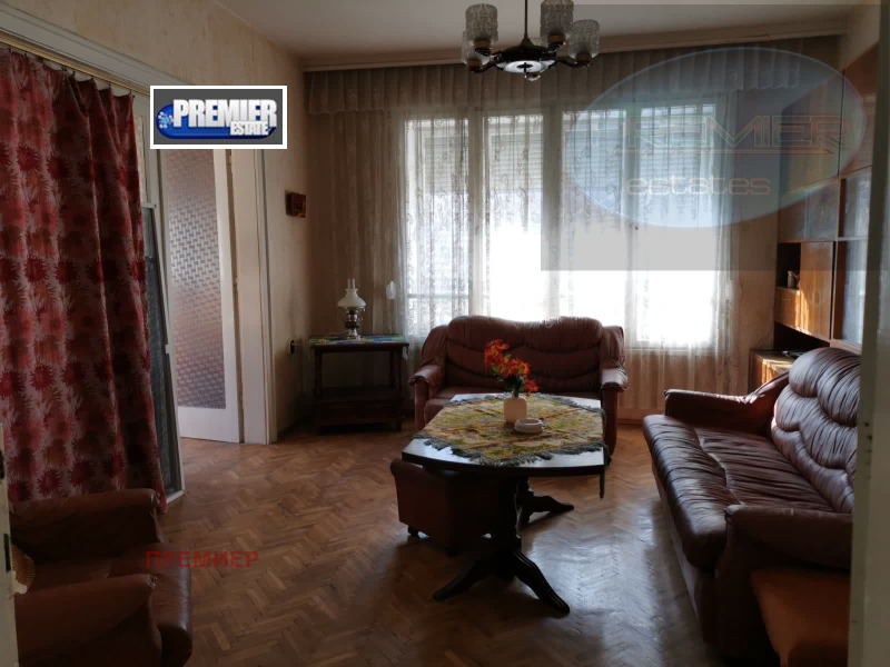 Продава  3-стаен град Пловдив , Център , 183 кв.м | 46313865