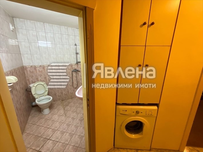 De vânzare  3 dormitoare Varna , Țentâr , 100 mp | 40666582 - imagine [12]