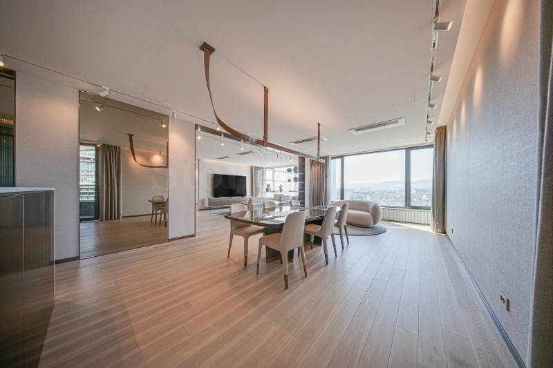 Продава МНОГОСТАЕН, гр. София, Изгрев, снимка 2 - Апартаменти - 52366825