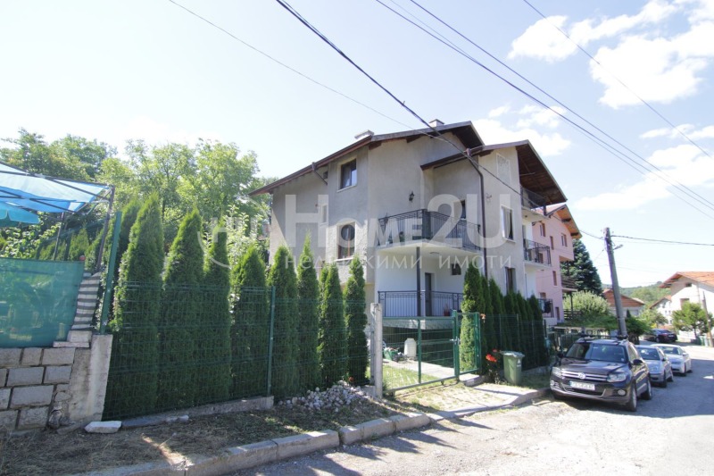 Продава ЕТАЖ ОТ КЪЩА, град София, с. Владая • 320000 € / 625865.60 лв. • 74023550 1