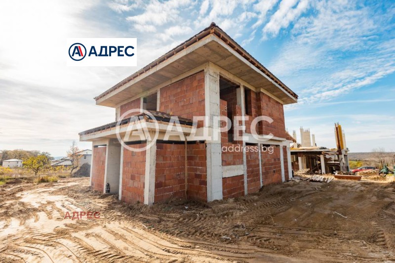 Продава КЪЩА, с. Приселци, област Варна, снимка 4 - Къщи - 50548039