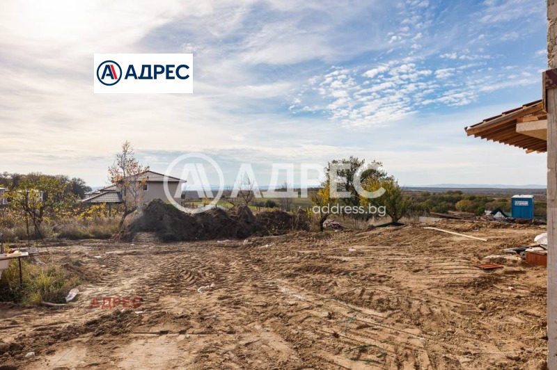 Продава КЪЩА, с. Приселци, област Варна, снимка 12 - Къщи - 50548039