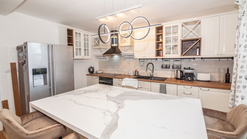 Till salu  Hus Sofia , Malinova dolina , 256 kvm | 51147322 - bild [12]