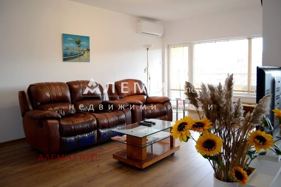 Продава 3-СТАЕН, гр. Варна, ВИНС-Червен площад, снимка 2 - Апартаменти - 54152739