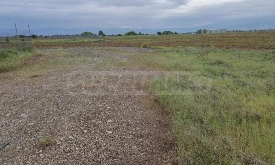 Продава ПАРЦЕЛ, гр. София, Враждебна, снимка 2 - Парцели - 53719421
