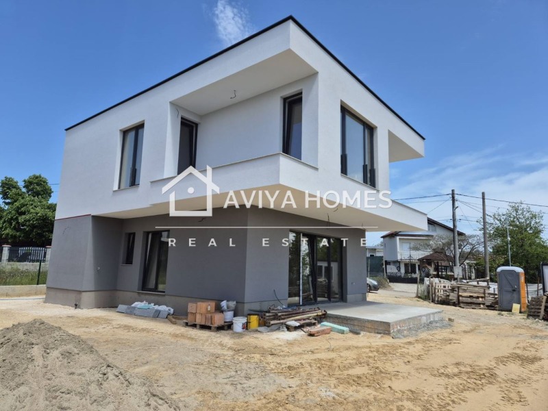 Продава КЪЩА в град Варна, м-т Боровец - юг - 169 кв.м / 257 000 € » 502 648.31 лв., АВИЯ ХОУМС