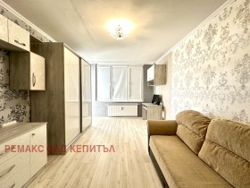 Продава 2-стаен град Велико Търново Колю Фичето - [1] 