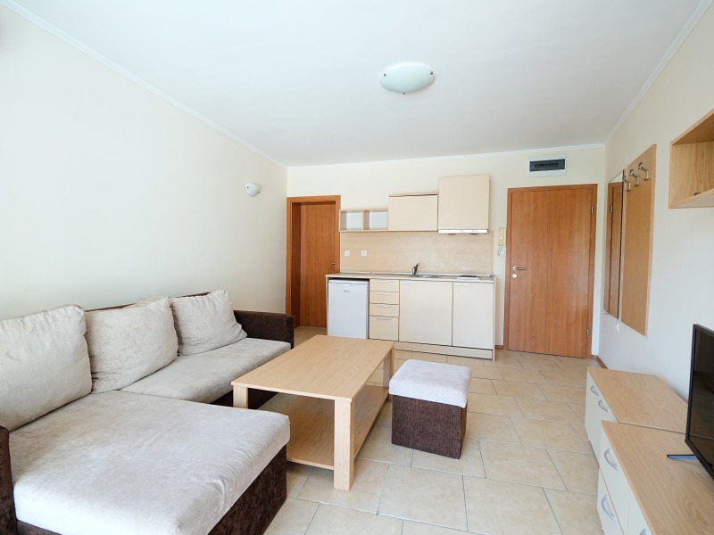 Продава 2-СТАЕН, гр. Обзор, област Бургас, снимка 2 - Апартаменти - 52233056