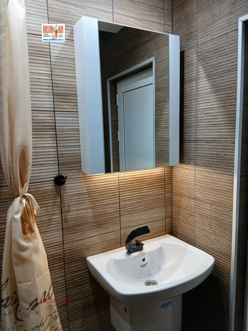 Продава 3-СТАЕН, гр. Велико Търново, Център, снимка 4 - Апартаменти - 53014451