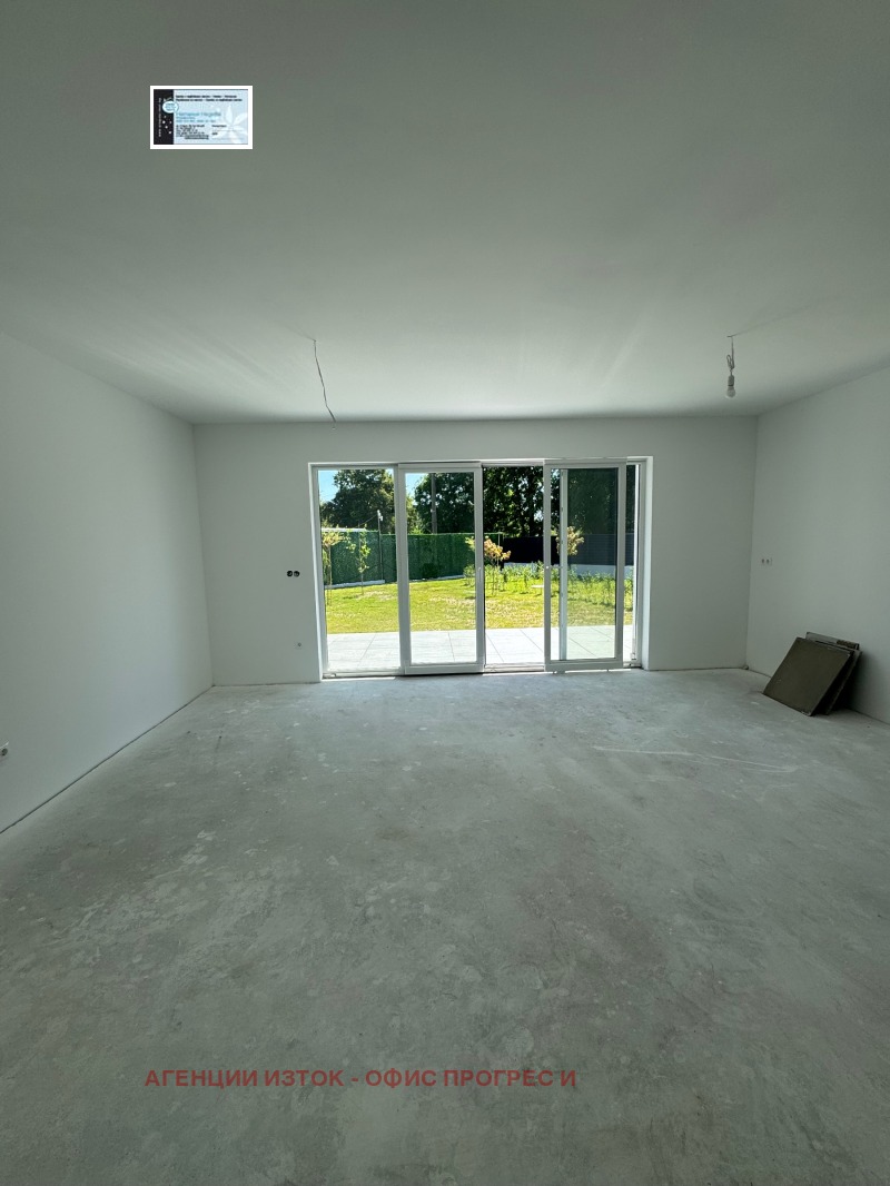 Til salgs  Hus Sofia , Kubratovo , 250 kvm | 70896955 - bilde [3]