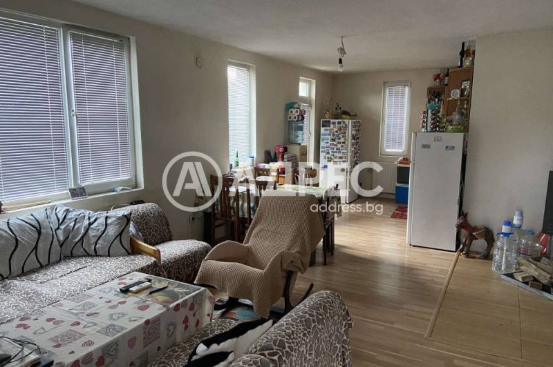 In vendita  Casa regione Plovdiv , Skutare , 295 mq | 27251356 - Immagine [3]