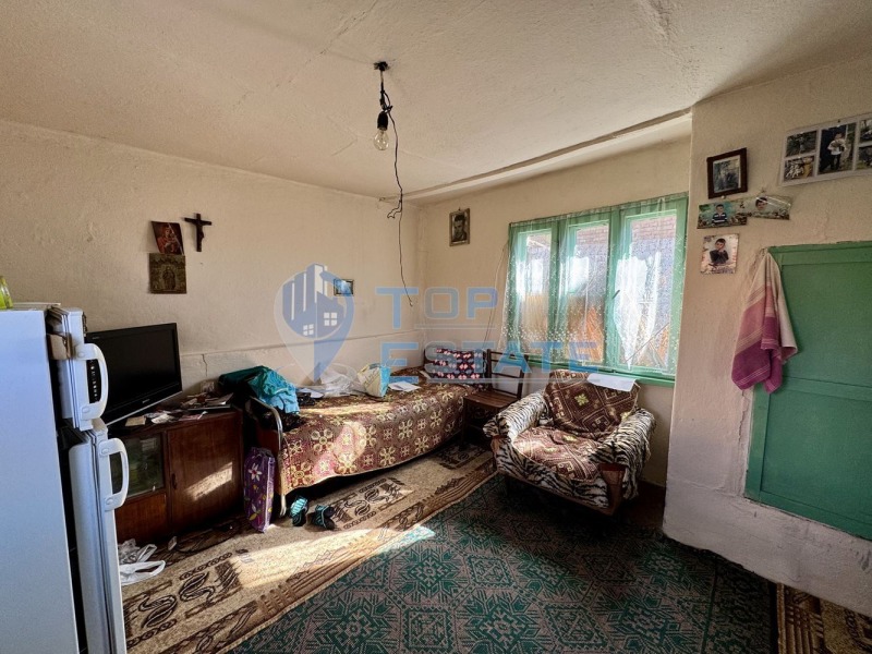 Продава КЪЩА, с. Джулюница, област Велико Търново, снимка 5 - Къщи - 51364246