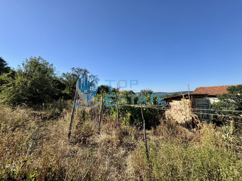 Продава КЪЩА, с. Джулюница, област Велико Търново, снимка 10 - Къщи - 51364246