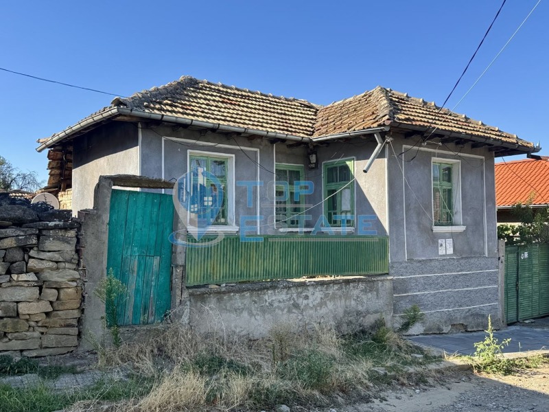 Продава КЪЩА, с. Джулюница, област Велико Търново