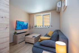 Studio Kolhozen pazar, Varna 6