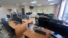 Oficina Tsentralna poshta, Varna