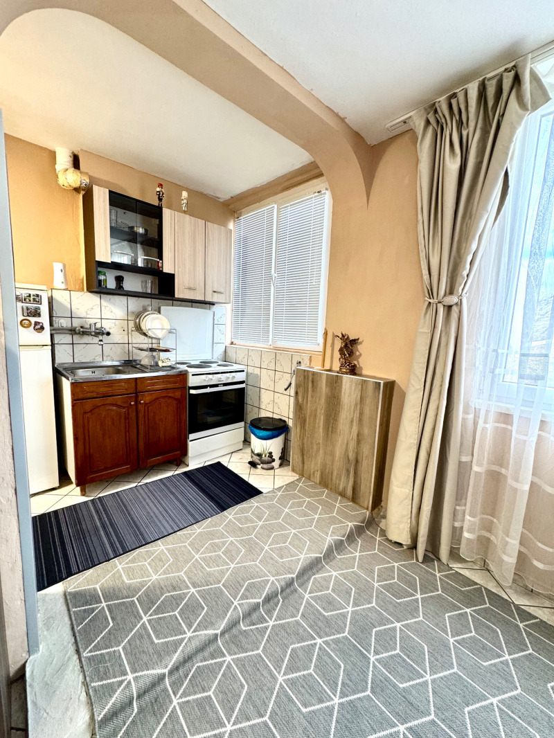 Продава 2-СТАЕН, гр. Елин Пелин, област София област, снимка 3 - Апартаменти - 53110769