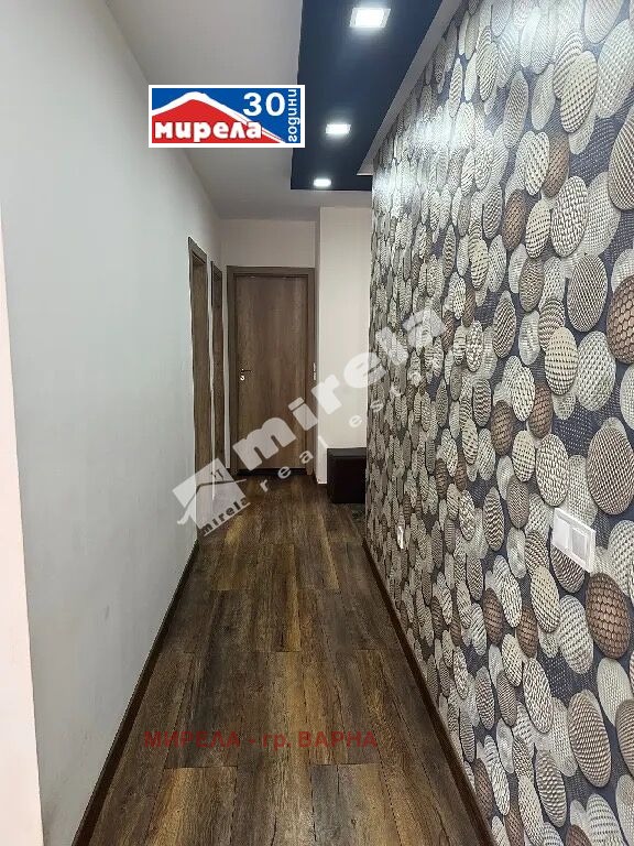 Myytävänä  2 makuuhuonetta Varna , m-t Ptšelina , 105 neliömetriä | 44817304 - kuva [3]