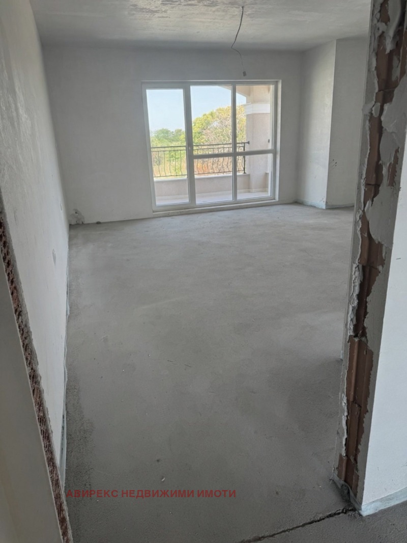 Myytävänä  2 makuuhuonetta Plovdiv , Belomorski , 121 neliömetriä | 37086703 - kuva [13]
